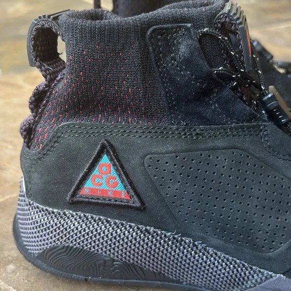 Nike ACG Ruckel Ridge Shoes - Picture 8 of 15